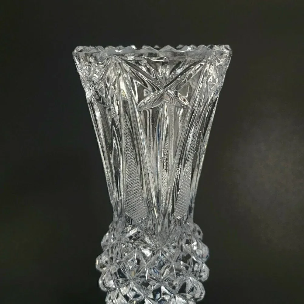 Italian Genuine Lead Crystal Diamond Pattern Vase 7.5